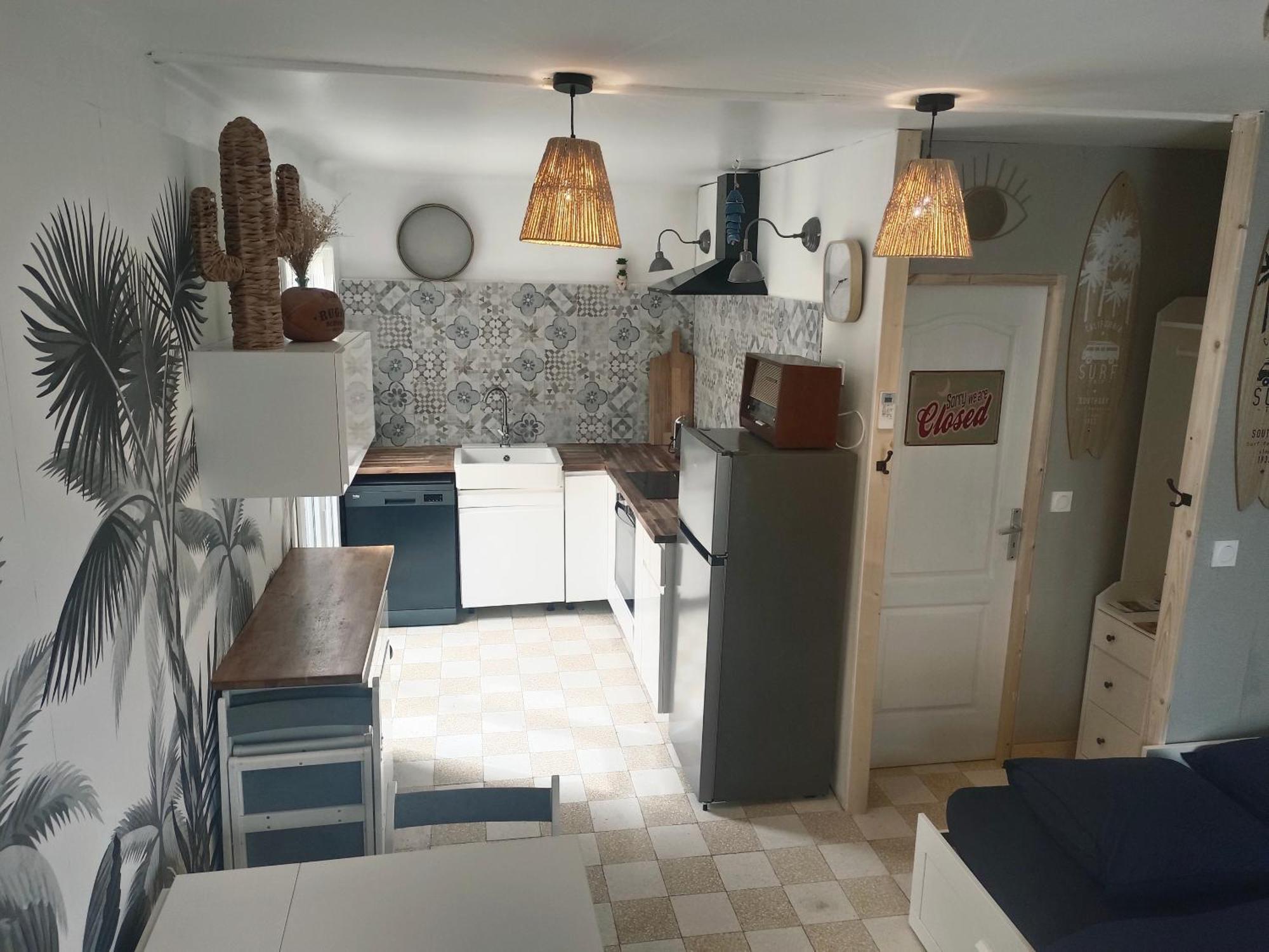 Narbonne Studio Lamarobile Avec Jardin Et Terrasse Proche Des Grands Buffets, Du Centre Ville Et De La Gare Luaran gambar